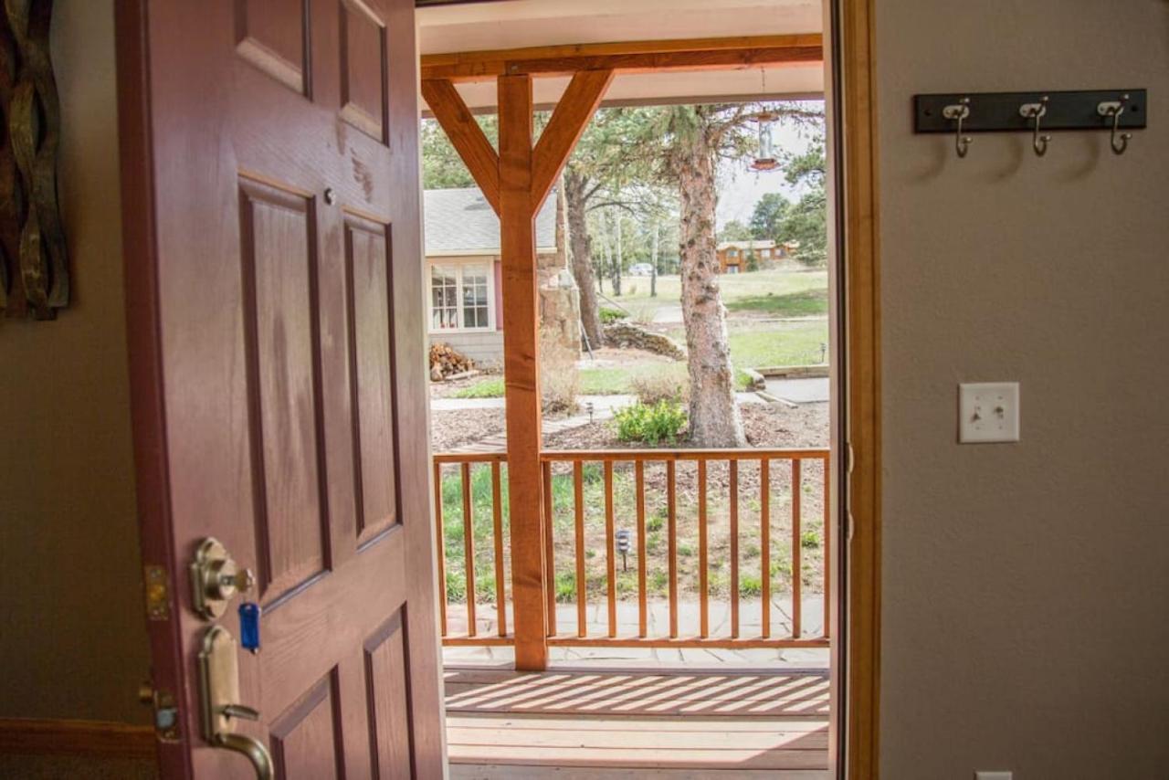 Twin Owls Lodge, Great For Families Master Bedroom, Loft, Full Kitchen, Dogs Ok استيس بارك المظهر الخارجي الصورة