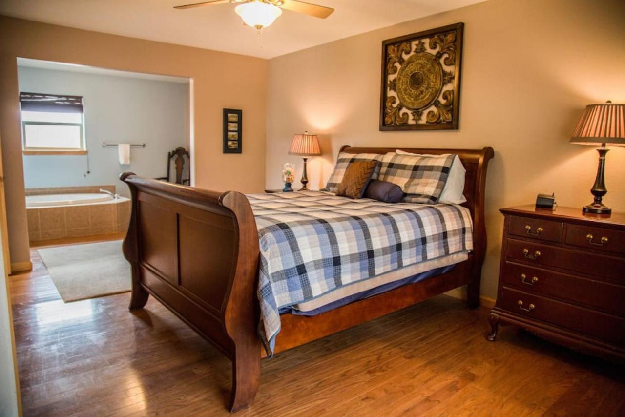 Twin Owls Lodge, Great For Families Master Bedroom, Loft, Full Kitchen, Dogs Ok استيس بارك المظهر الخارجي الصورة
