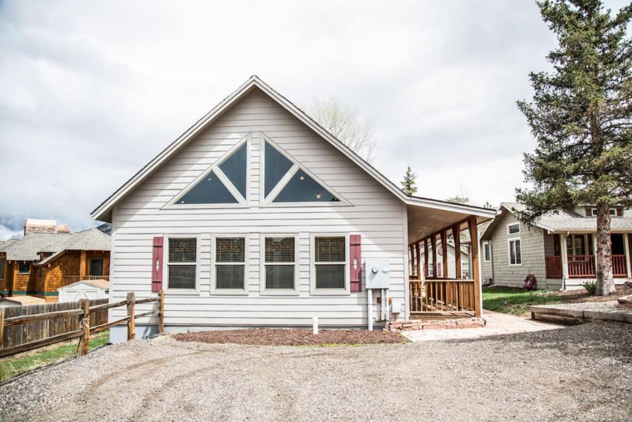 Twin Owls Lodge, Great For Families Master Bedroom, Loft, Full Kitchen, Dogs Ok استيس بارك المظهر الخارجي الصورة